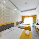 מלון Yade Luxe איסמלר