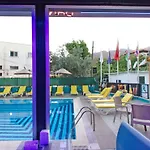 Yade Luxe 2* איסמלר