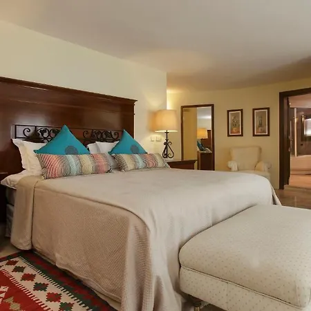 Yade Luxe 2*