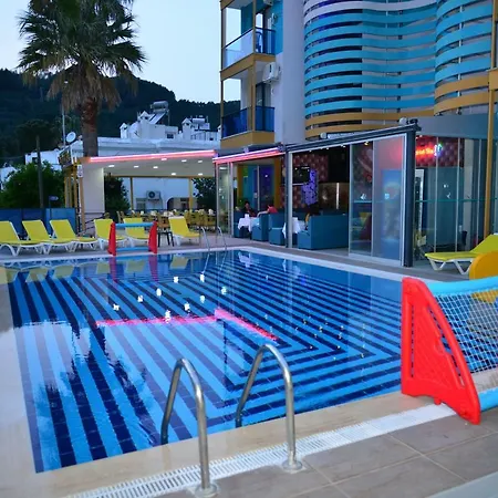 Yade Luxe 2*