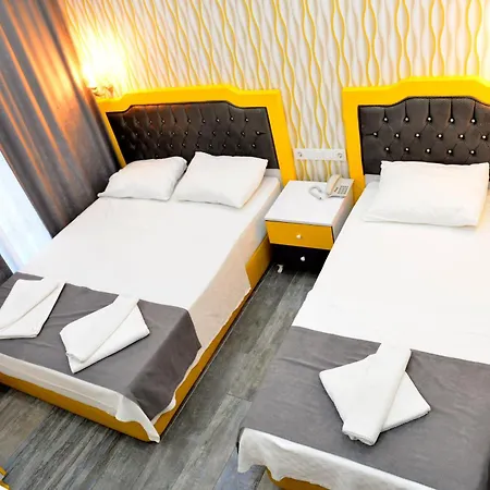 Yade Luxe Hotell 2*
