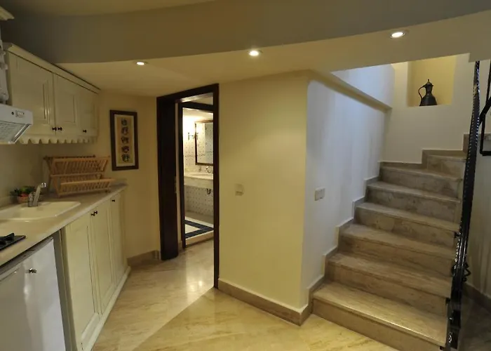 Yade Luxe 2*