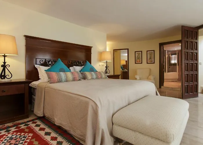 Yade Luxe 2*